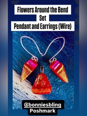 Bonnie’s Bling One of a Kind Fused Glass Jewelry and Accessories to Wear.
